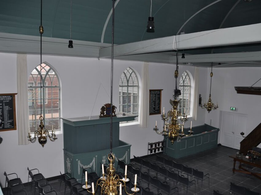 Oude protestantse kerk uit 1805 te Leimuiden